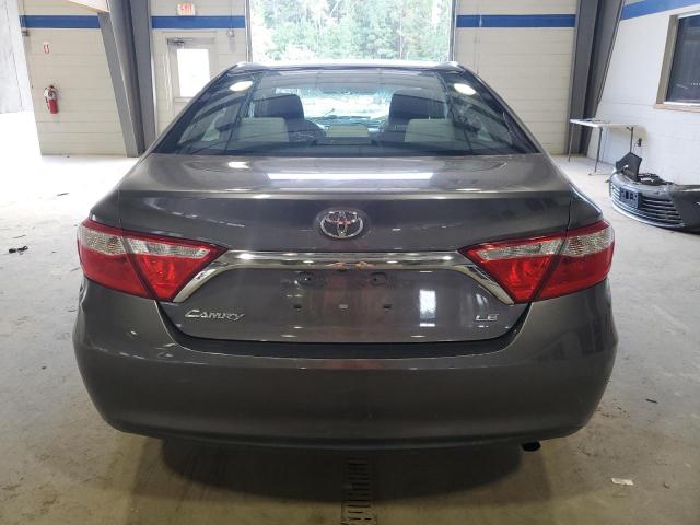 4T4BF1FK0GR541186 - 2016 TOYOTA CAMRY LE 灰色 照片 6