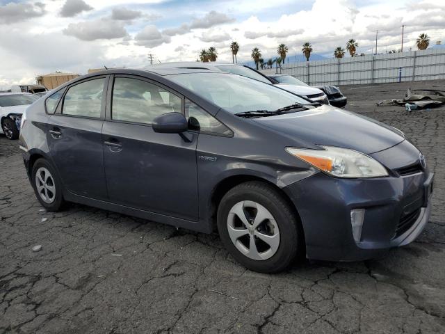 JTDKN3DUXE1806695 - 2014 TOYOTA PRIUS GRAY photo 4