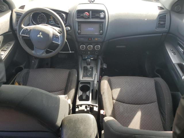 JA4AP3AU3JZ015151 - 2018 MITSUBISHI OUTLANDER ES თეთრი ფოტო 8