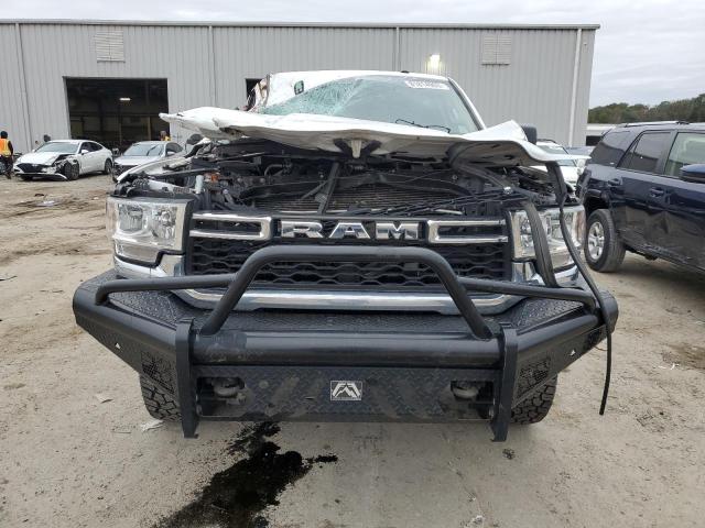 3C6UR5CJXLG143246 - 2020 RAM 2500 TRADESMAN WHITE photo 5