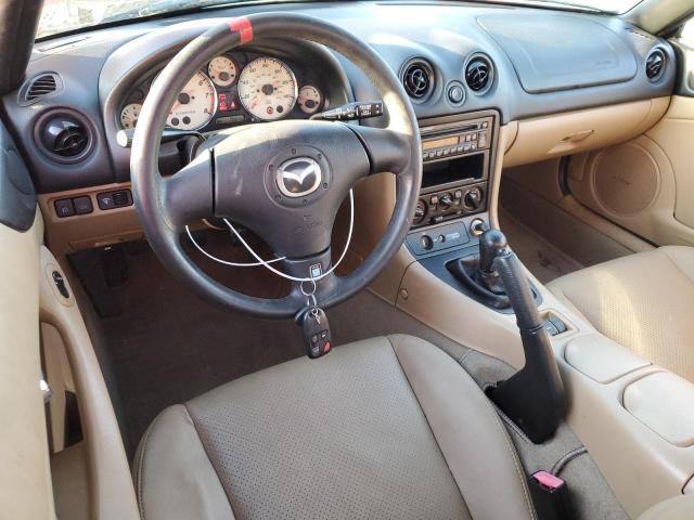 JM1NB353710202078 - 2001 MAZDA MX-5 MIATA BASE RED photo 8