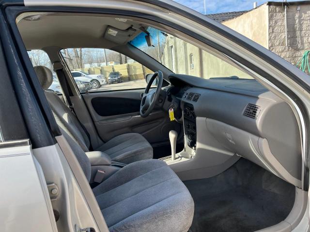 1Y1SK528XYZ411220 - 2000 CHEVROLET GEO PRIZM BASE SILVER photo 5