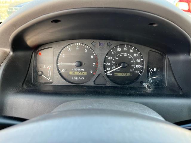 1Y1SK528XYZ411220 - 2000 CHEVROLET GEO PRIZM BASE SILVER photo 8