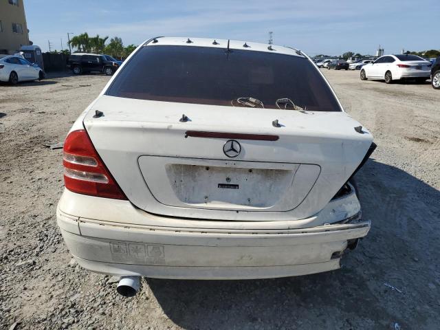 WDBRF61J02E005221 - 2002 MERCEDES-BENZ C 240 WHITE photo 6