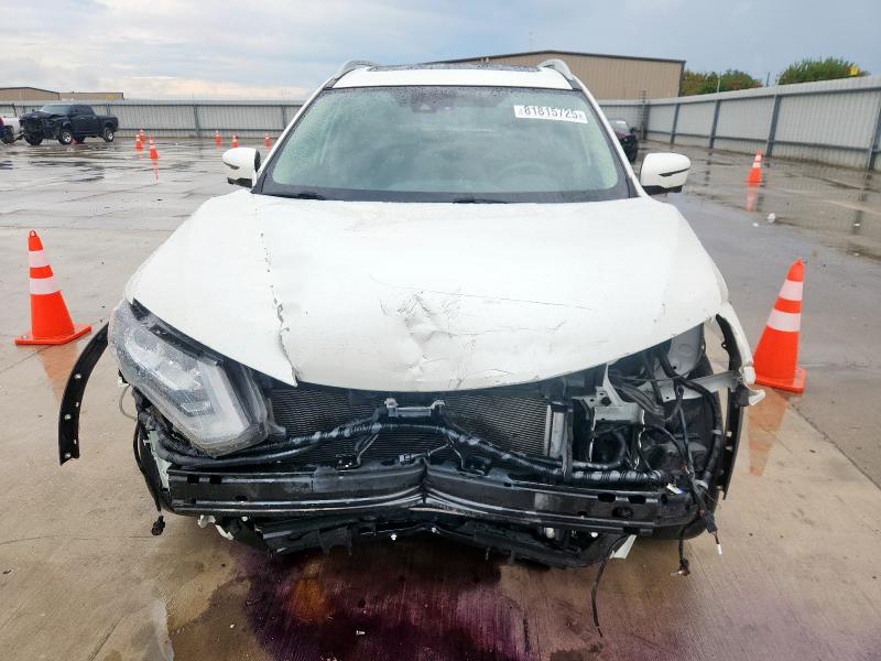 5N1AT2MT6LC700180 - 2020 NISSAN ROGUE S WHITE photo 5