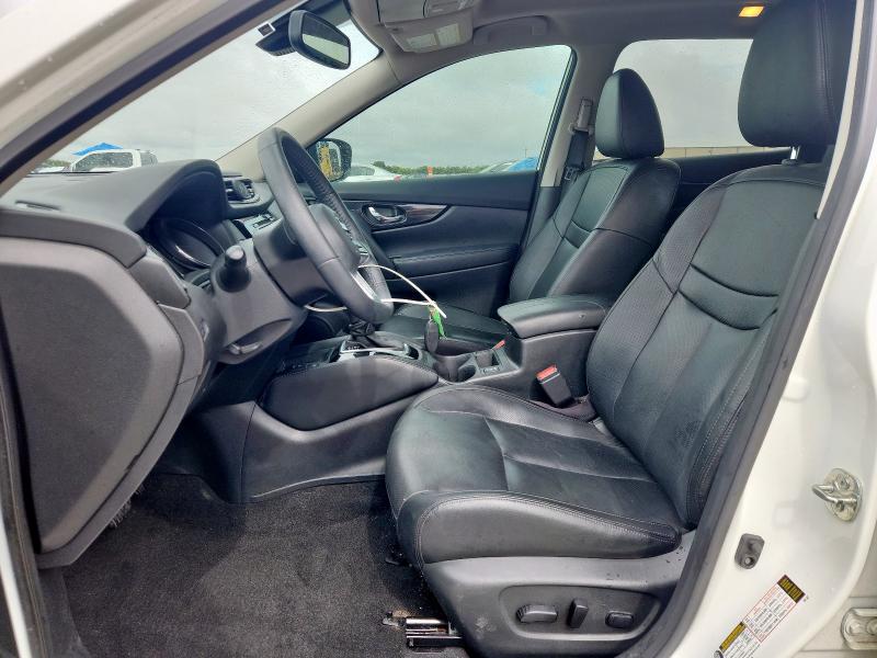 5N1AT2MT6LC700180 - 2020 NISSAN ROGUE S WHITE photo 7