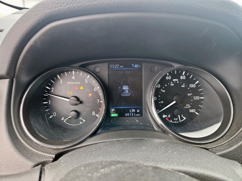 5N1AT2MT6LC700180 - 2020 NISSAN ROGUE S WHITE photo 9