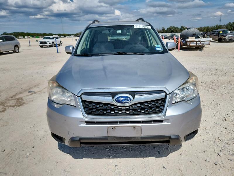 JF2SJAFC4FH570009 - 2015 SUBARU FORESTER 2.5I PREMIUM SILVER photo 5