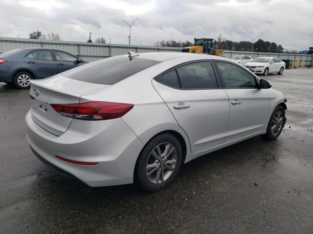 5NPD84LF4HH157045 - 2017 HYUNDAI ELANTRA SE SILVER photo 3