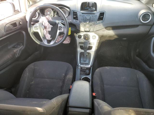 3FADP4BJ4KM127737 - 2019 FORD FIESTA SE Blanc photo 8
