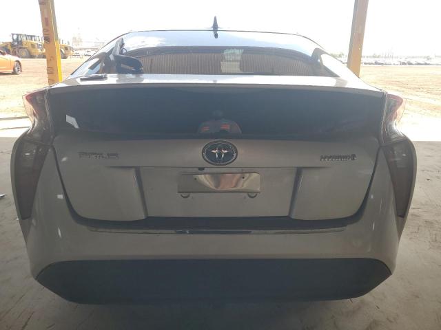 JTDKARFU4H3035803 - 2017 TOYOTA PRIUS SILVER photo 6