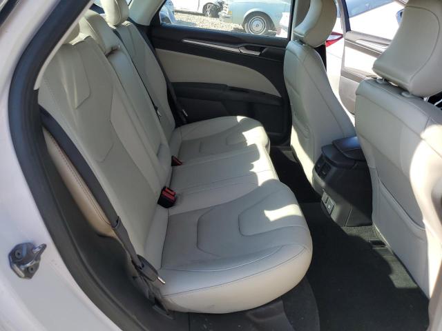 3FA6P0SU5GR125386 - 2016 FORD FUSION TITANIUM PHEV WHITE photo 10