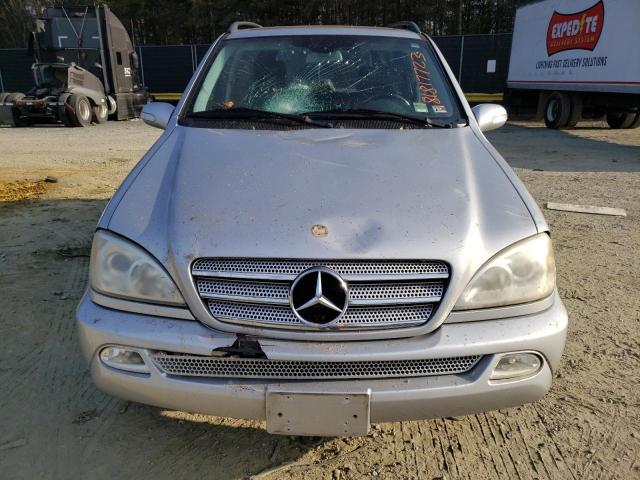 4JGAB57E04A472319 - 2004 MERCEDES-BENZ ML 350 SILVER photo 5