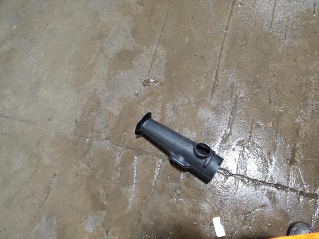 1GNKVHKD2FJ201787 - 2015 CHEVROLET TRAVERSE LT BLACK photo 12