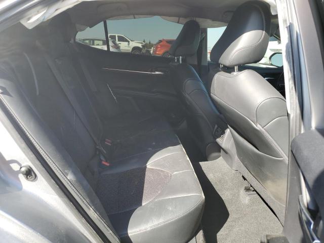 4T1K61AK5LU945550 - 2020 TOYOTA CAMRY XSE SILVER photo 10