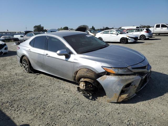 4T1K61AK5LU945550 - 2020 TOYOTA CAMRY XSE SILVER photo 4