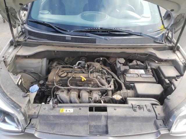 KNDJP3A53F7184653 - 2015 KIA SOUL + GRAY photo 11