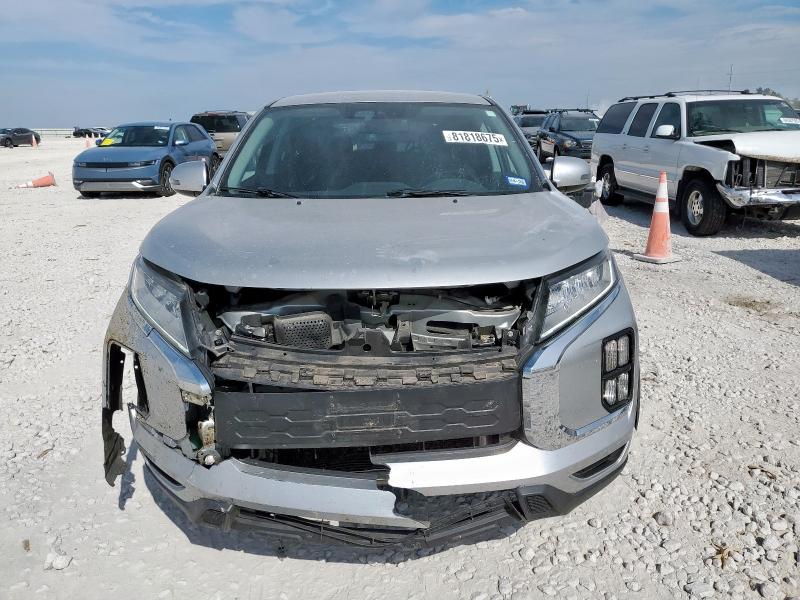 JA4AR3AU9LU019084 - 2020 MITSUBISHI OUTLANDER ES Արծաթագույն լուսանկար 5