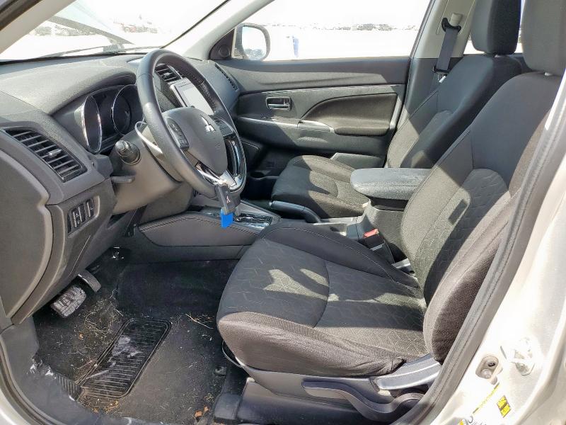 JA4AR3AU9LU019084 - 2020 MITSUBISHI OUTLANDER ES Արծաթագույն լուսանկար 7