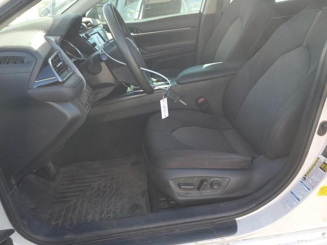 4T1C11BK7LU010323 - 2020 TOYOTA CAMRY LE Ақ фото 7