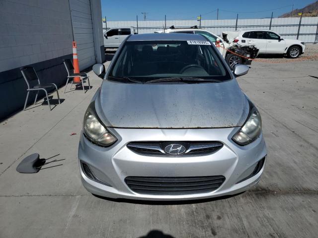 KMHCT4AEXDU273186 - 2013 HYUNDAI ACCENT GLS 银色 照片 5