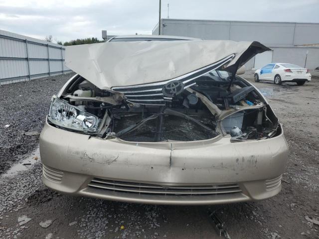 4T1BE32K15U021851 - 2005 TOYOTA CAMRY LE BEIGE photo 5