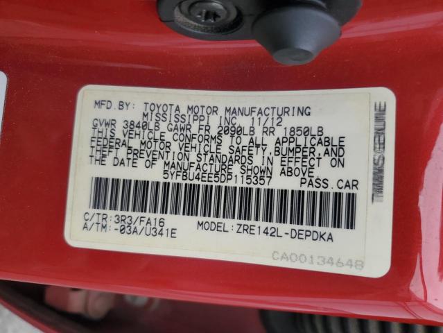 5YFBU4EE5DP115357 - 2013 TOYOTA COROLLA BASE Красный фото 12