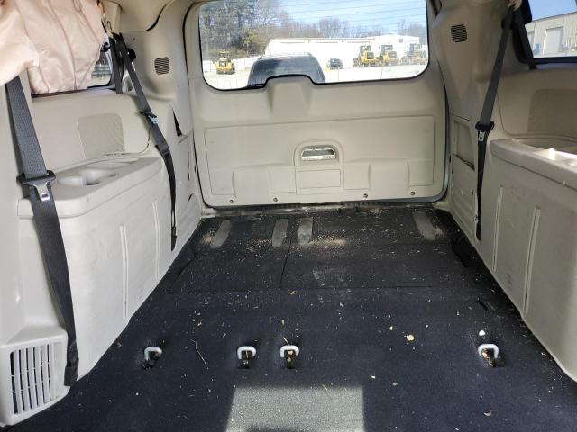 2A4RR5DG5BR683639 - 2011 CHRYSLER TOWN & COU TOURING SILVER photo 10