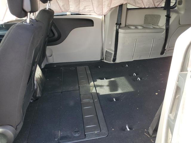 2A4RR5DG5BR683639 - 2011 CHRYSLER TOWN & COU TOURING SILVER photo 11