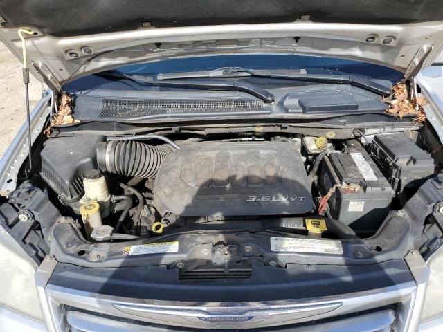 2A4RR5DG5BR683639 - 2011 CHRYSLER TOWN & COU TOURING SILVER photo 12