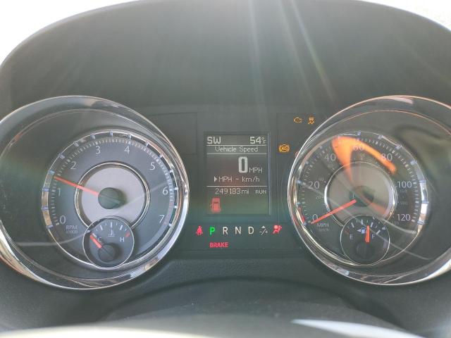 2A4RR5DG5BR683639 - 2011 CHRYSLER TOWN & COU TOURING SILVER photo 9