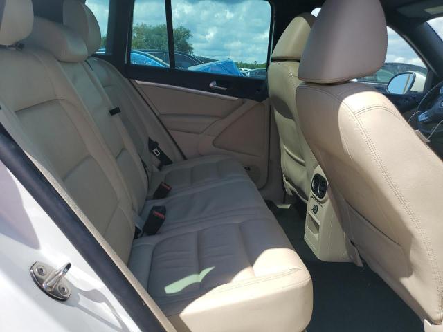 WVGAV3AXXEW096173 - 2014 VOLKSWAGEN TIGUAN S WHITE photo 11