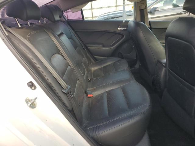 KNAFZ4A8XF5361255 - 2015 KIA FORTE EX თეთრი ფოტო 10