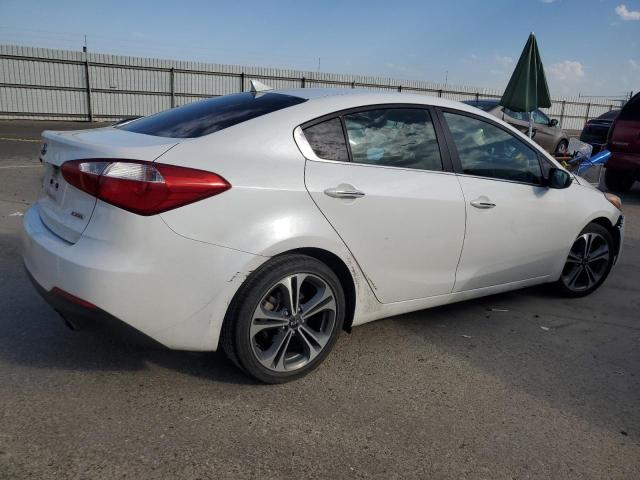 KNAFZ4A8XF5361255 - 2015 KIA FORTE EX თეთრი ფოტო 3