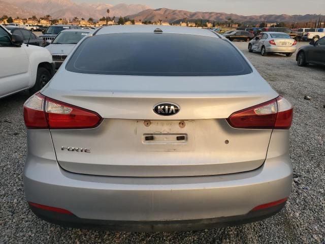 KNAFK4A65E5114453 - 2014 KIA FORTE LX SILVER photo 6