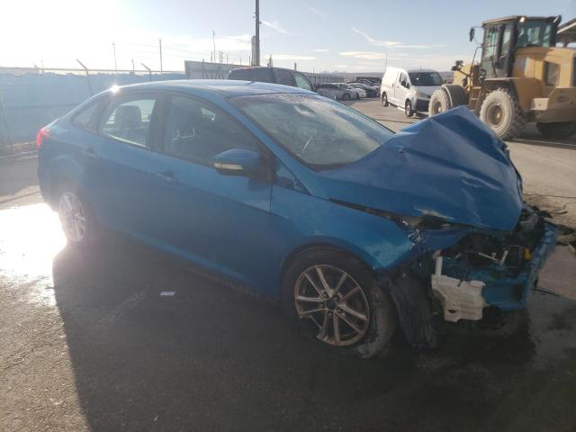 1FADP3F28FL240417 - 2015 FORD FOCUS SE BLUE photo 4