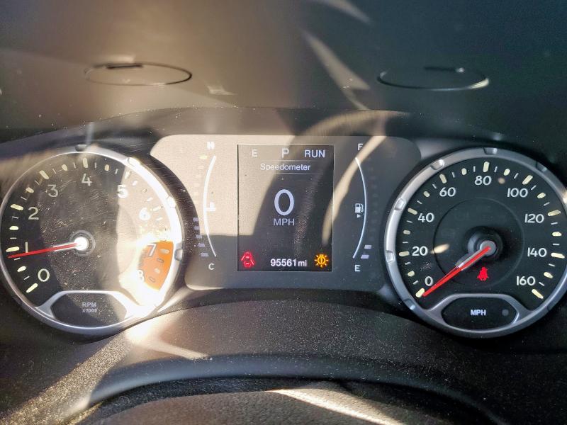 ZACCJAAB9HPE89634 - 2017 JEEP RENEGADE SPORT შავი ფოტო 9