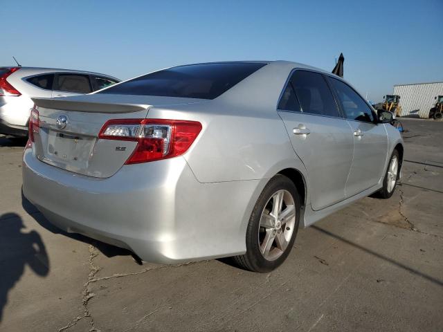 4T1BF1FK3CU081185 - 2012 TOYOTA CAMRY BASE 银色 照片 3