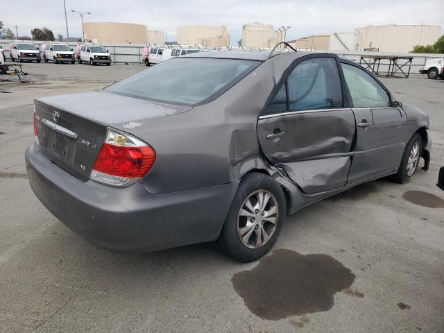 4T1BF30K45U596980 - 2005 TOYOTA CAMRY LE GRAY photo 3