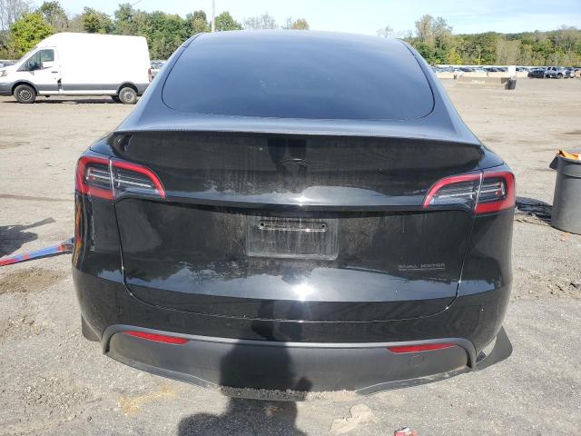 7SAYGDEFXRA303451 - 2024 TESLA MODEL Y BLACK photo 6