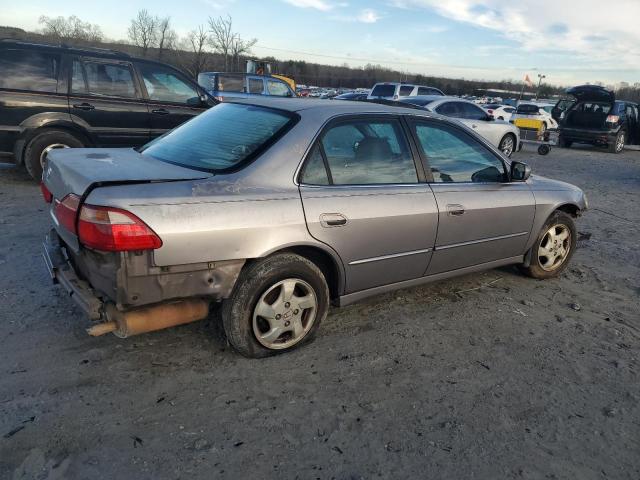 1HGCG5652YA124609 - 2000 HONDA ACCORD EX SILVER photo 3