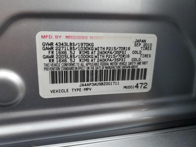 JA4AP3AU9BZ001711 - 2011 MITSUBISHI OUTLANDER ES SILVER photo 13