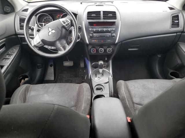 JA4AP3AU9BZ001711 - 2011 MITSUBISHI OUTLANDER ES SILVER photo 8