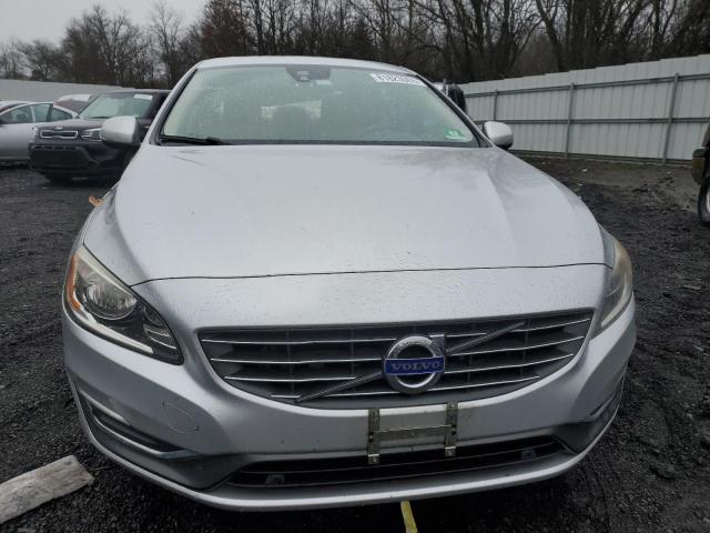 YV140MFK9F1351617 - 2015 VOLVO S60 PREMIER SILVER photo 5