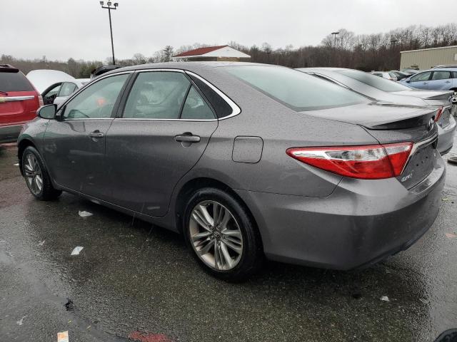 4T1BF1FK1HU335127 - 2017 TOYOTA CAMRY LE GRAY photo 2