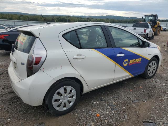 JTDKDTB39D1548715 - 2013 TOYOTA PRIUS C WHITE photo 3