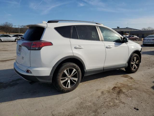 2T3RFREVXHW570805 - 2017 TOYOTA RAV4 XLE WHITE photo 3