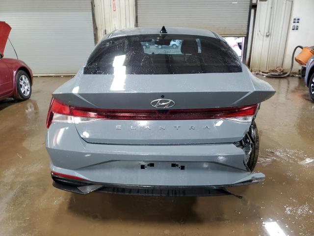 KMHLM4AG2NU312160 - 2022 HYUNDAI ELANTRA SEL GRAY photo 6