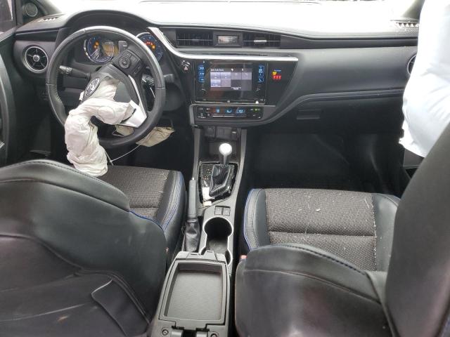 5YFBURHE6KP864562 - 2019 TOYOTA COROLLA L Silber Foto 8