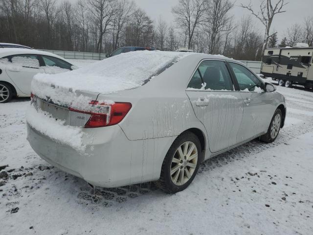 4T1BF1FK9EU454877 - 2014 TOYOTA CAMRY L SILVER photo 3